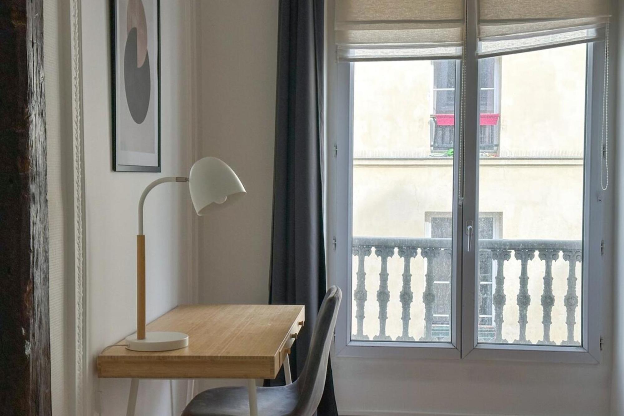 Flexliving - Whole Flat - Echiquier Apartment